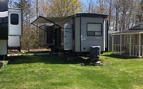 Orchard Queen Motel & Rv Park